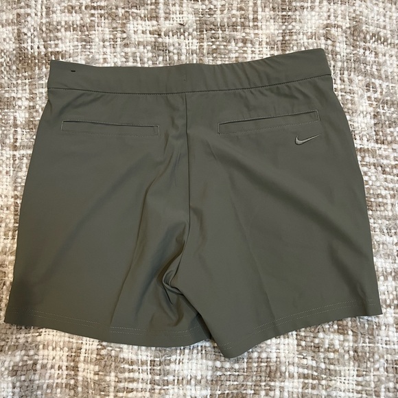 Lot of 4 Nike Dri-fit women’s shorts - Picture 7 of 12